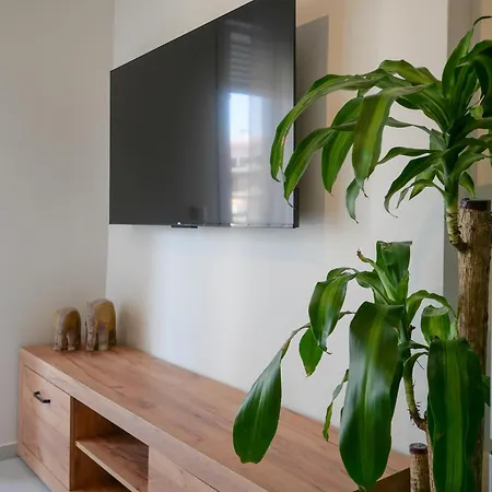 Deluxe Apartment Tríkala